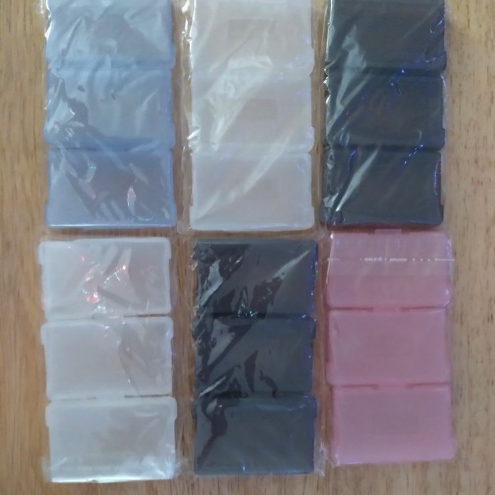 19 Small Pill Box - Picture 3 of 3